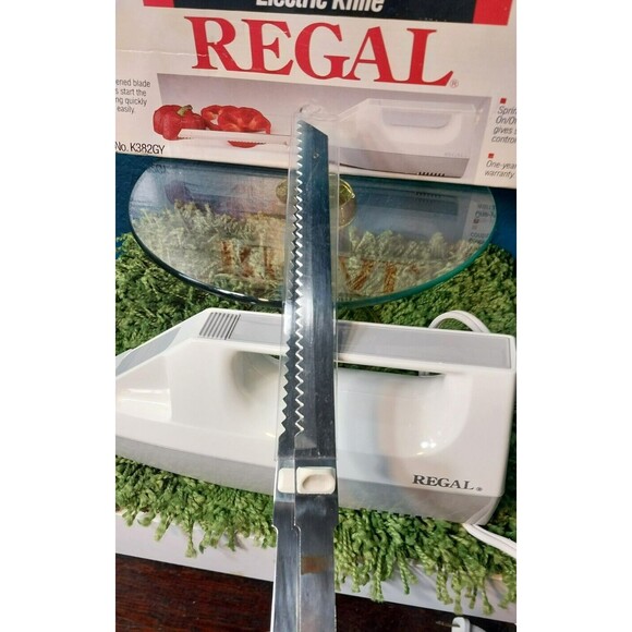 Regal Electric Knife V382 Serrated Steel Blades Works ORGINAL BOX. - Picture 7 of 7